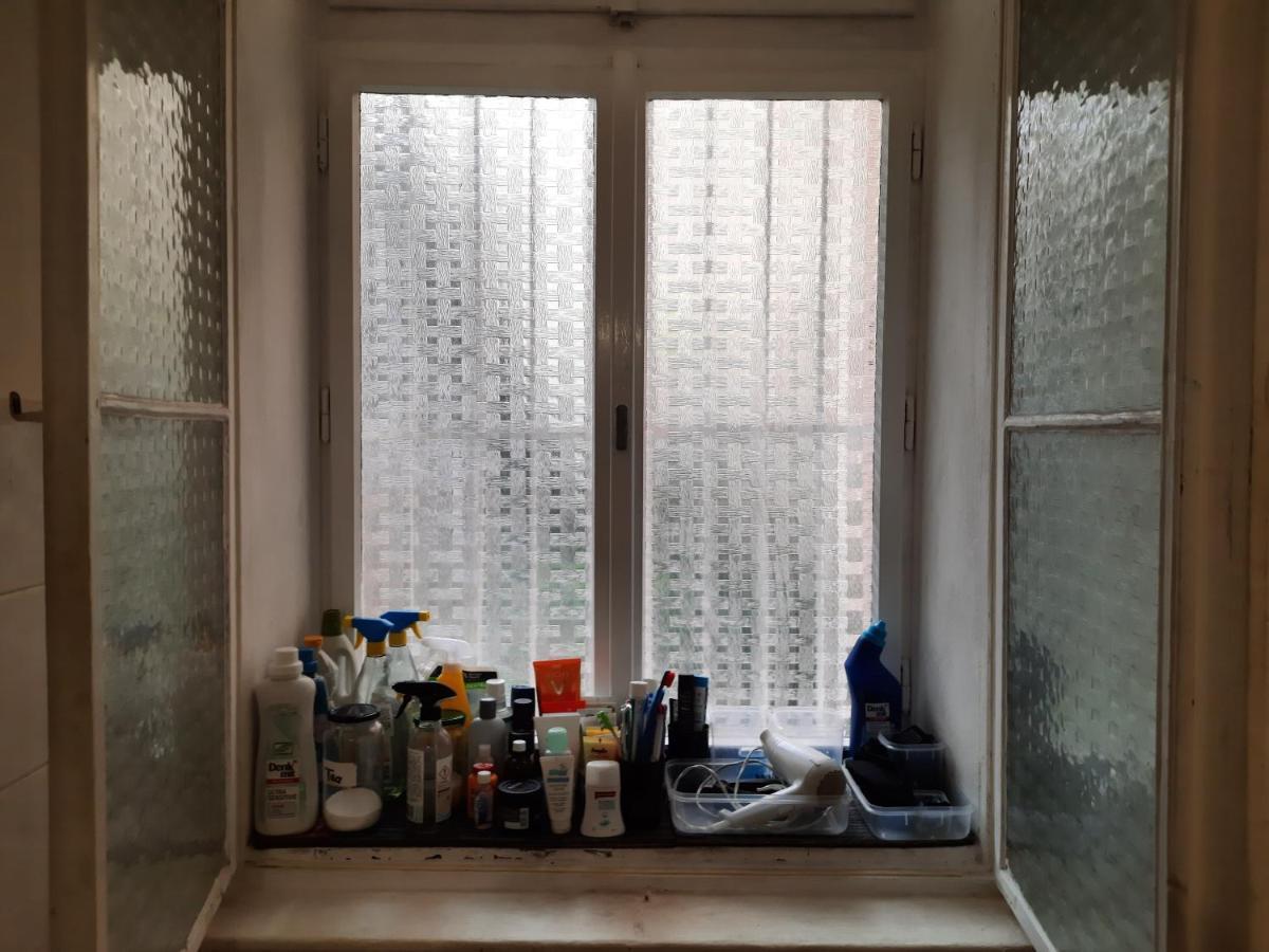 Downtown Prague Minimalistic Room In Flatshare Exterior foto
